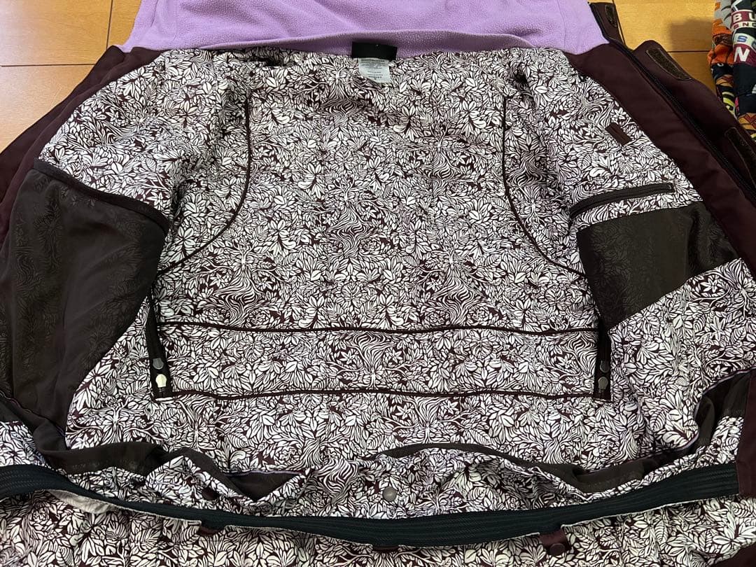 Patagonia フード付きスノーボードウェア　S