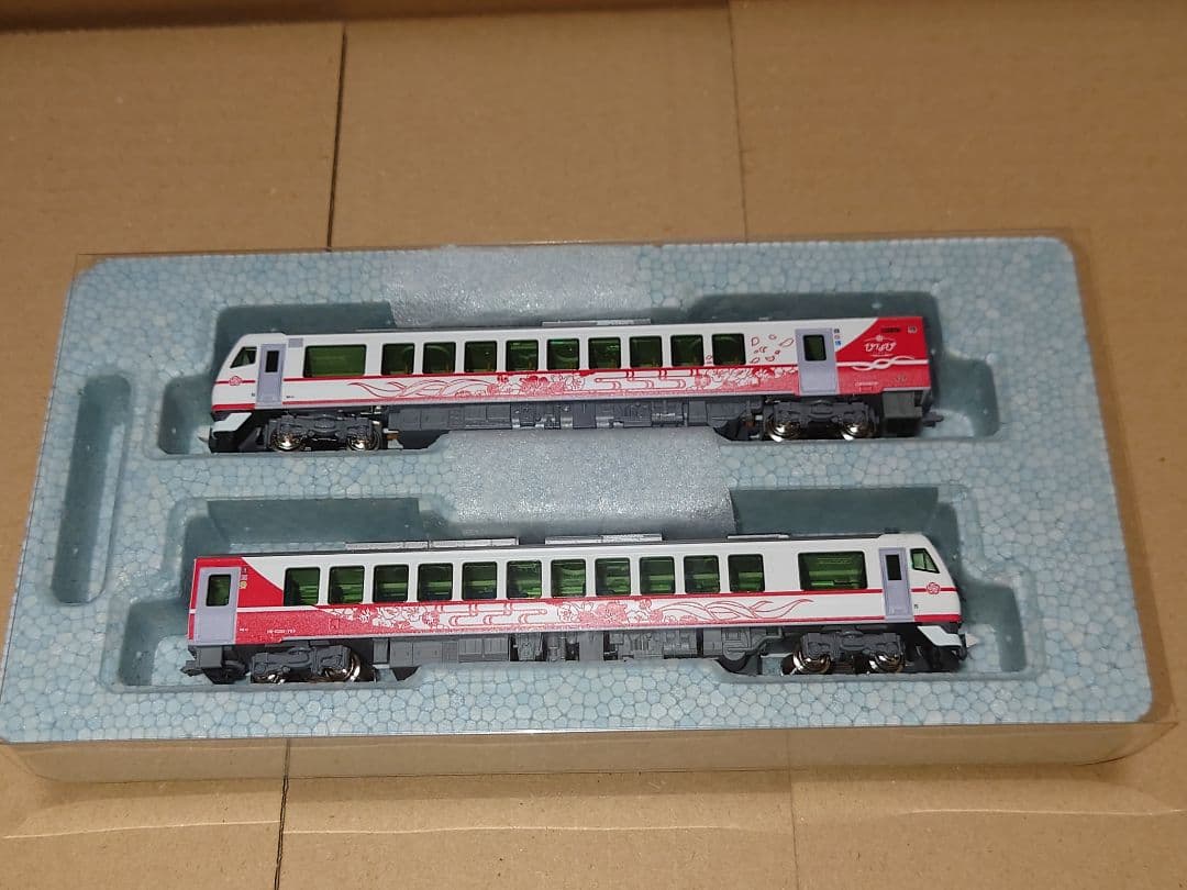 KATO 10-1917 HB-E300系「ひなび（陽旅）」