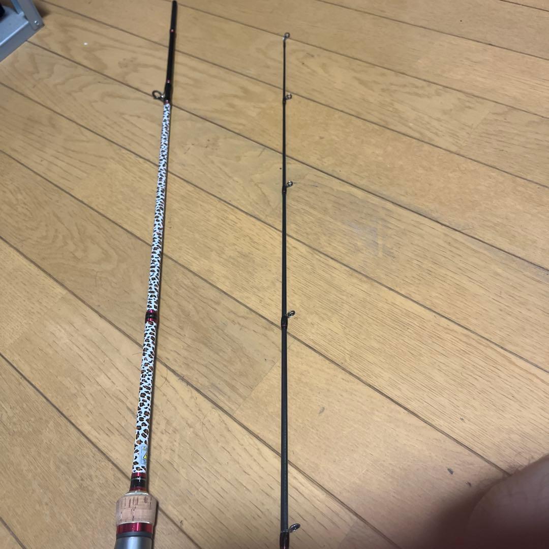 【送料無料】ロッド＆リール×メジャークラフト　RRC-662M　ガールズカスタム