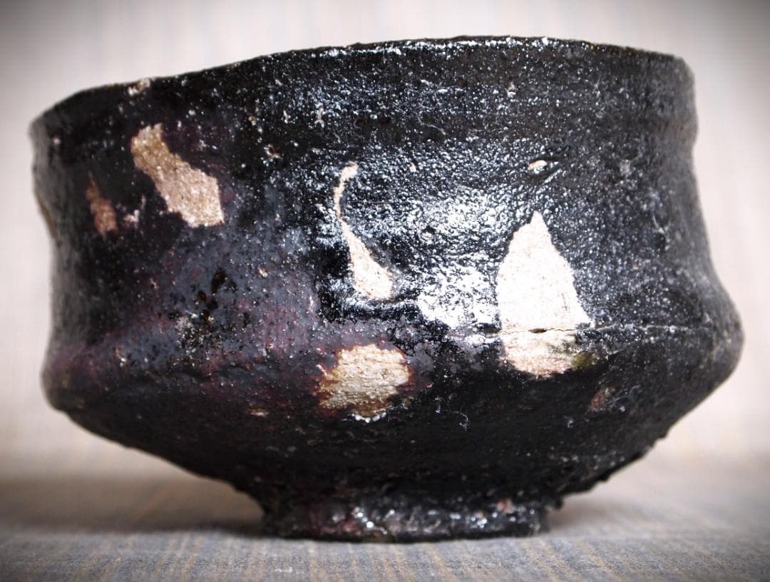 希少作★鯉江良二★引き出し黒沓茶碗☆★共箱・共布★個展作品