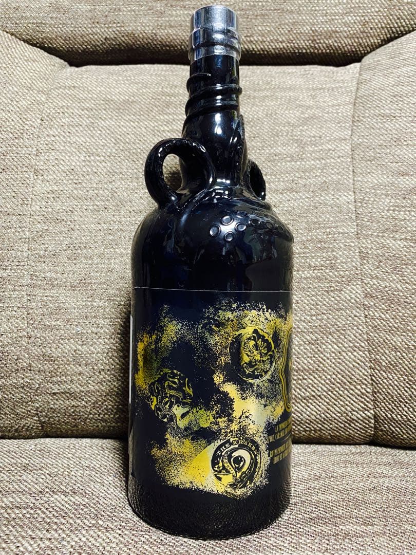 クラーケン　ラム　セラミックボトル　リキュール　スピリッツ