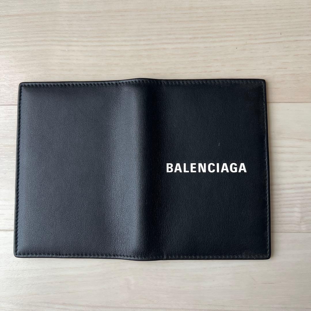 【美品】　バレンシアガ　パスポートケース　旅行