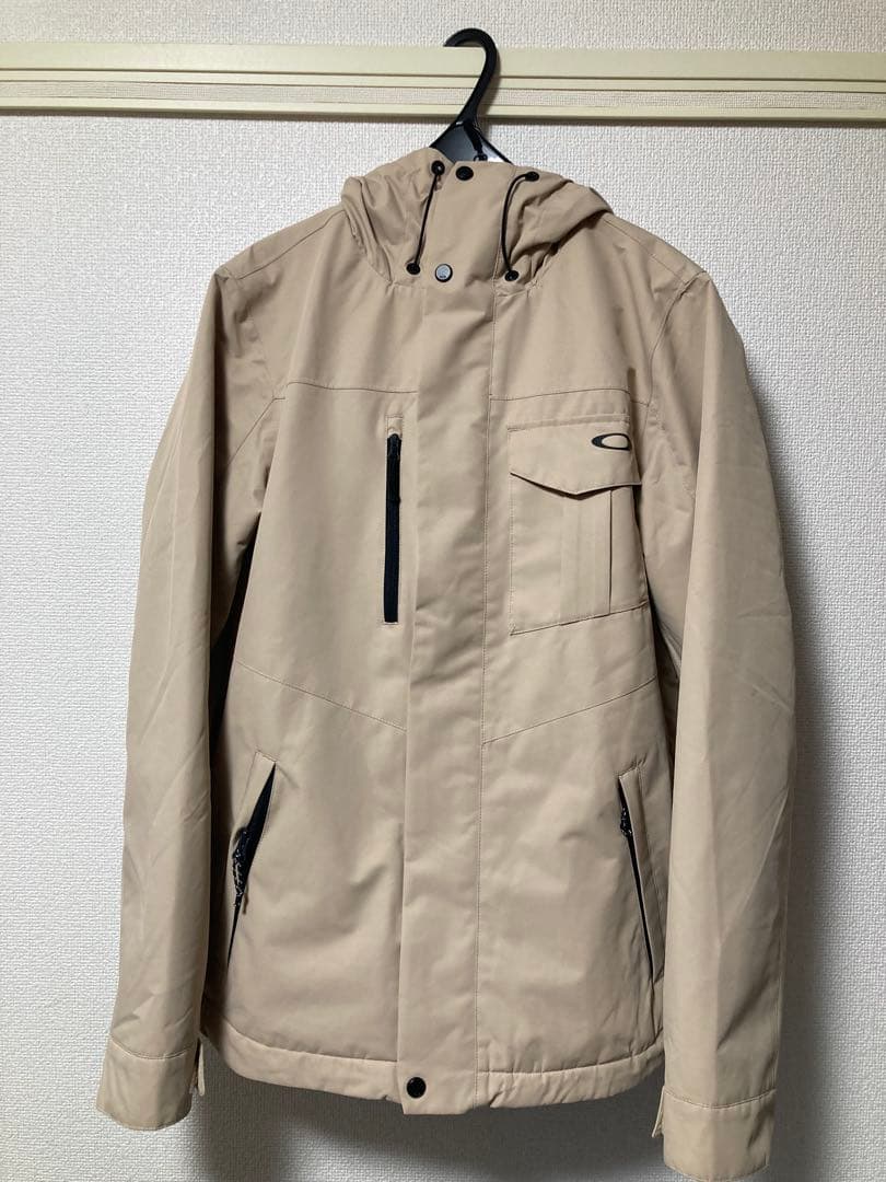 【特価】（値下げしました）Oakley ベージュ　スキーウェア