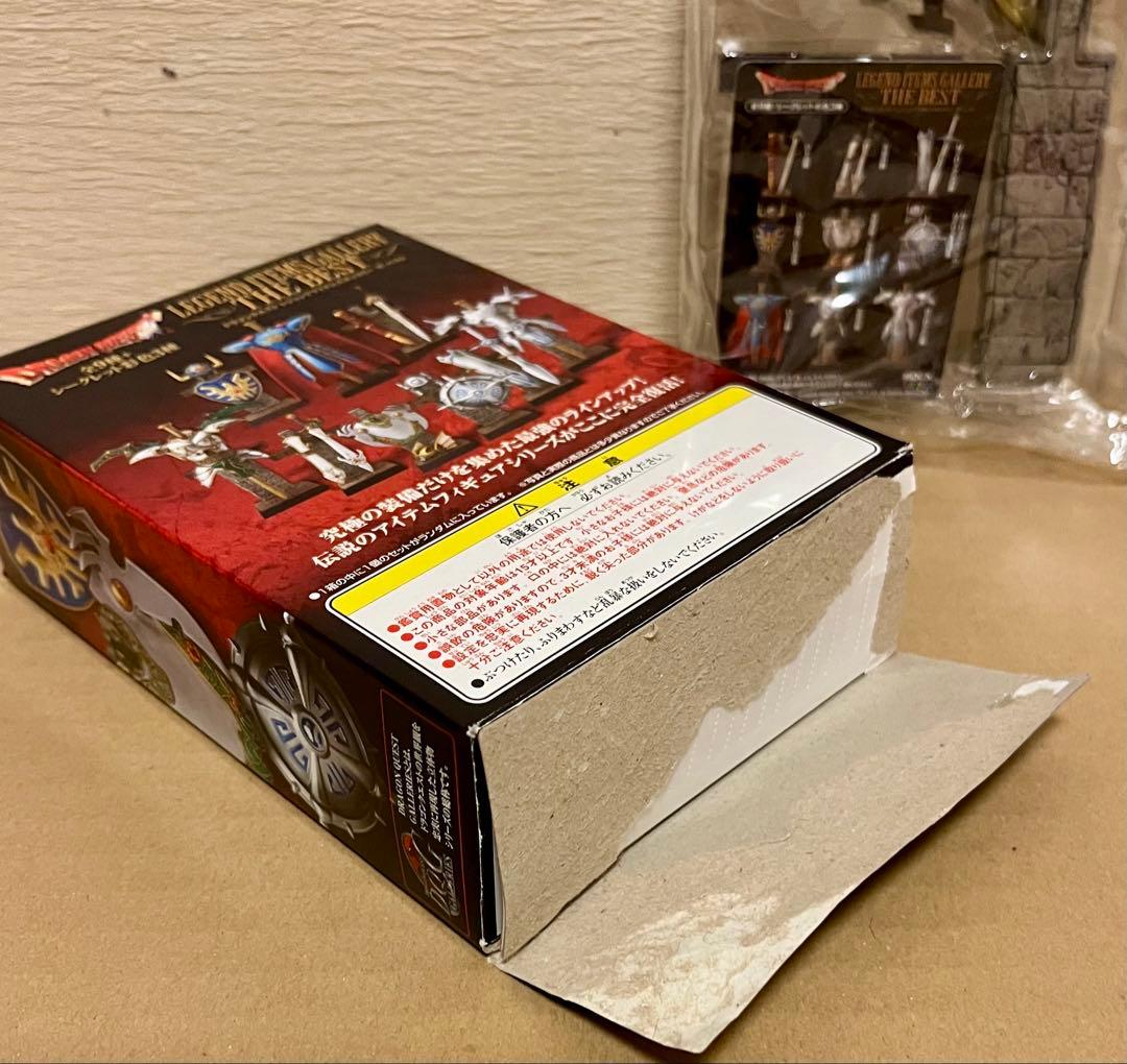 新品・未開封　ドラクエ　レジェンドアイテムギャラリー　ロトの剣・盾・兜セット