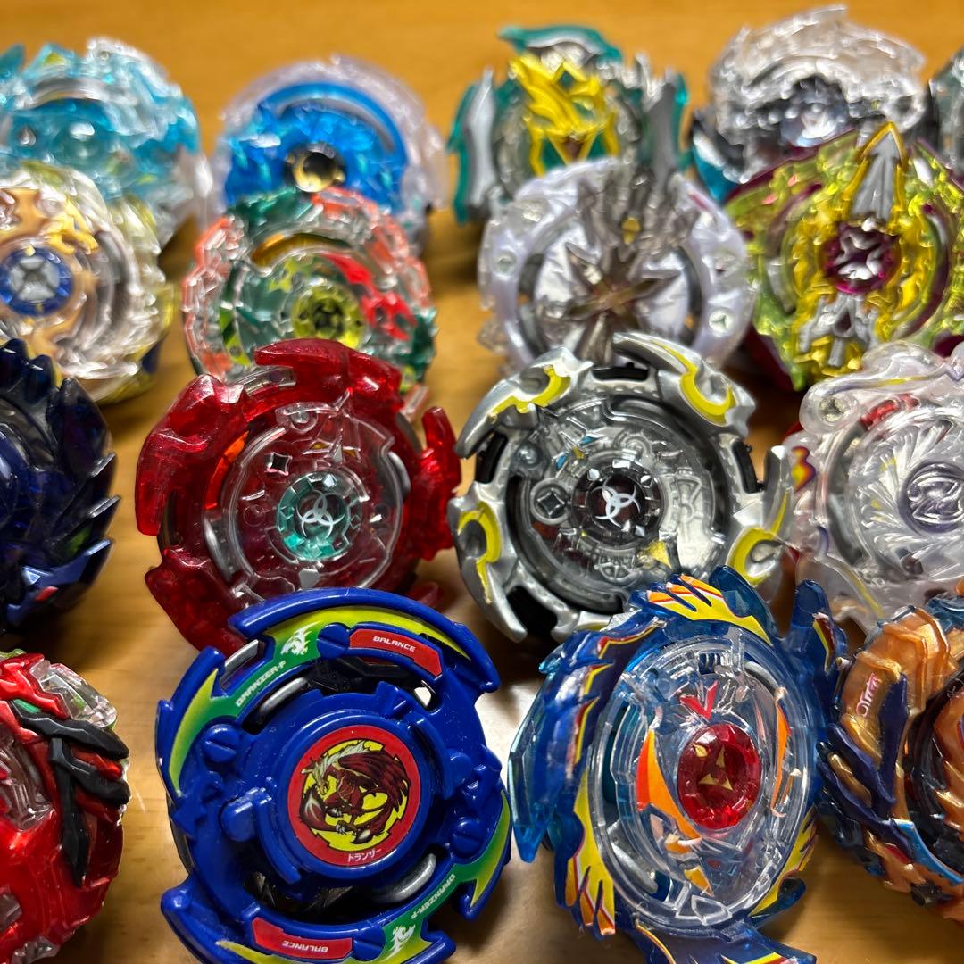 ✴︎レア入り✴︎ベイブレード　30点セットまとめ売り
