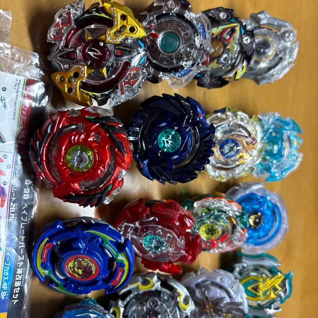 ✴︎レア入り✴︎ベイブレード　30点セットまとめ売り