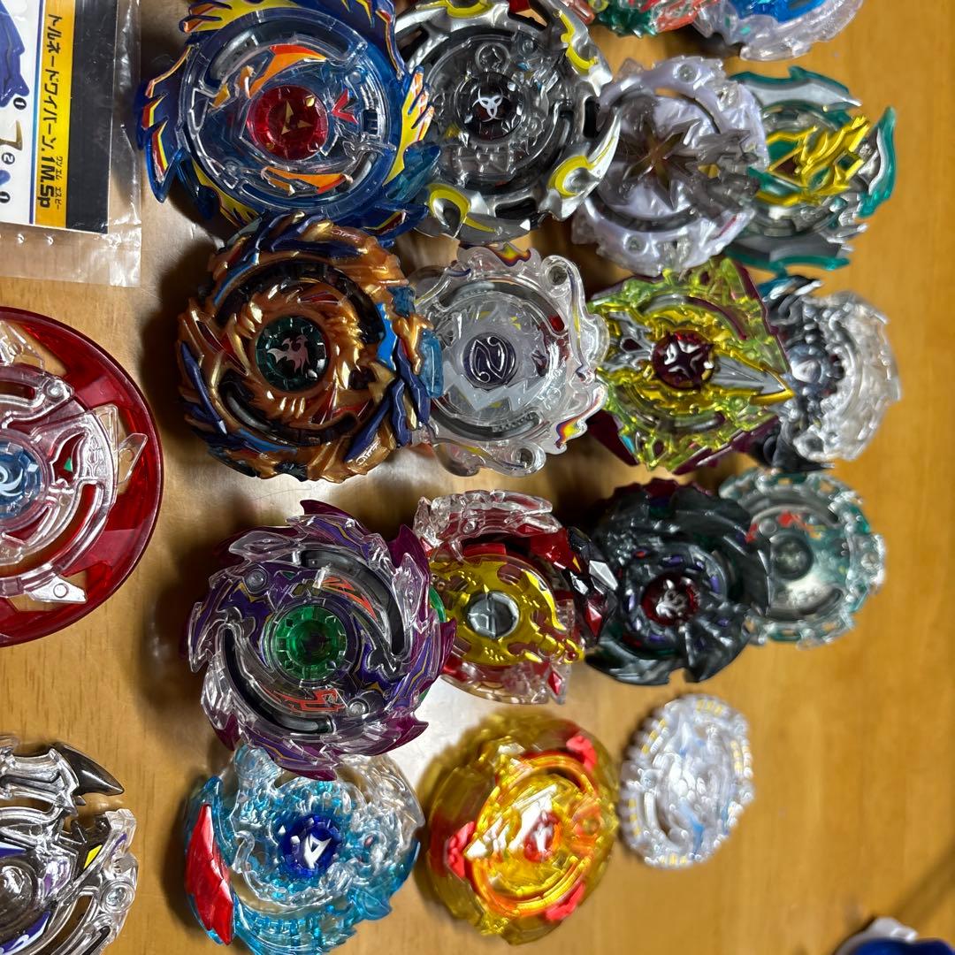 ✴︎レア入り✴︎ベイブレード　30点セットまとめ売り