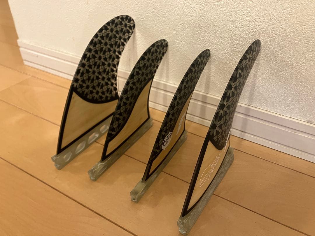 futures QUAD RASTA BAMBOO 美品　クアッドフィンセット