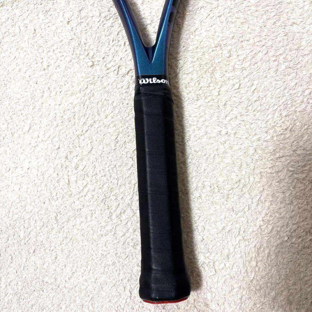 ① Wilson ULTRA V4.0 100 テニス　ラケット　ウィルソン