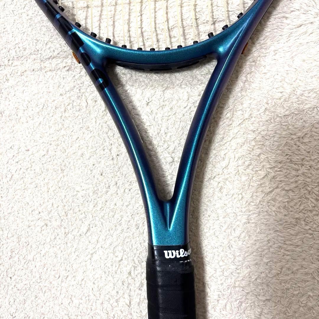 ① Wilson ULTRA V4.0 100 テニス　ラケット　ウィルソン