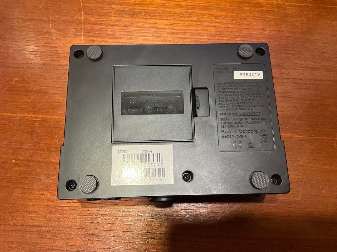 Roland VT-4 ボイストランスフォーマー マイクケーブル付き