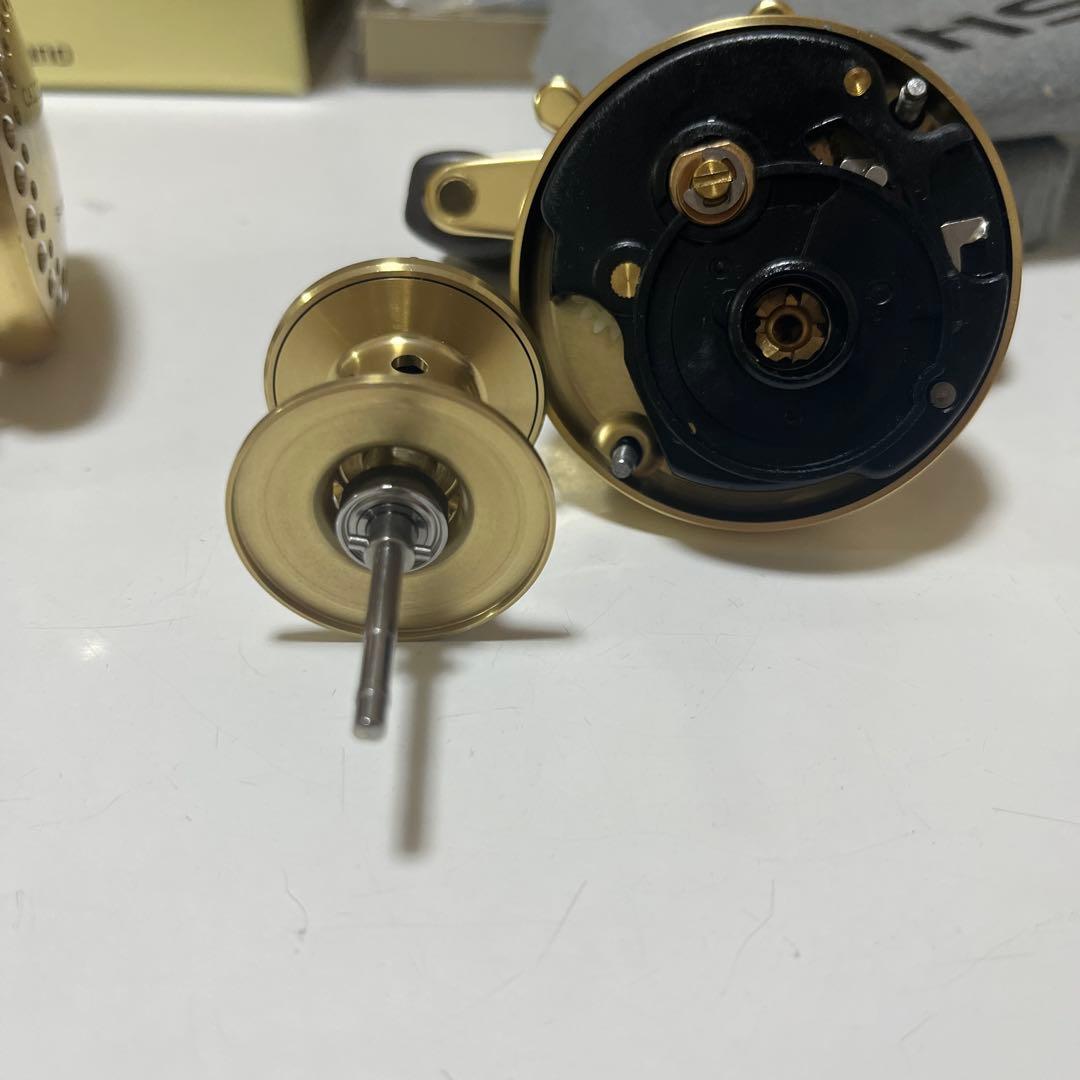 シマノ　カルカッタ　101XT