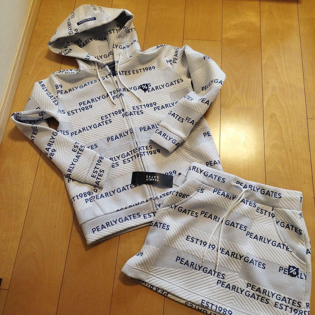 PEARLY GATES フード付きジャケットとミニスカートセット