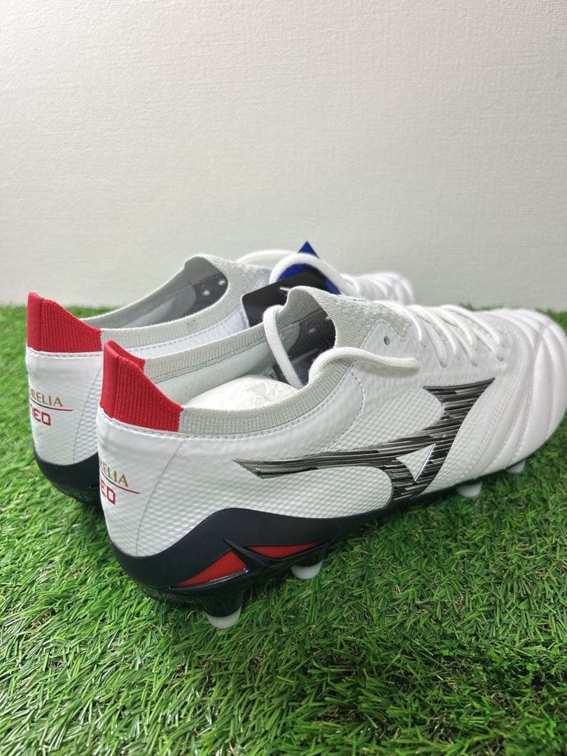 【希少限定品！】モレリアネオ4β ホワイト 25.0cm P1GA234009