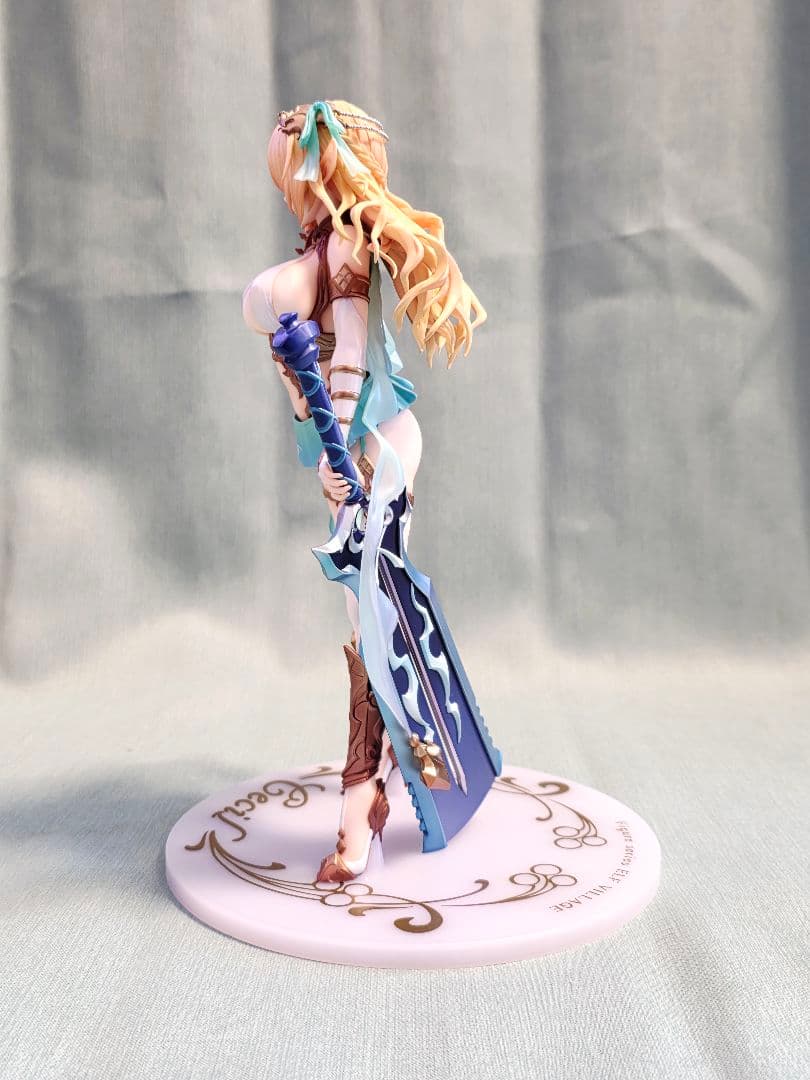 エルフ村 セシル