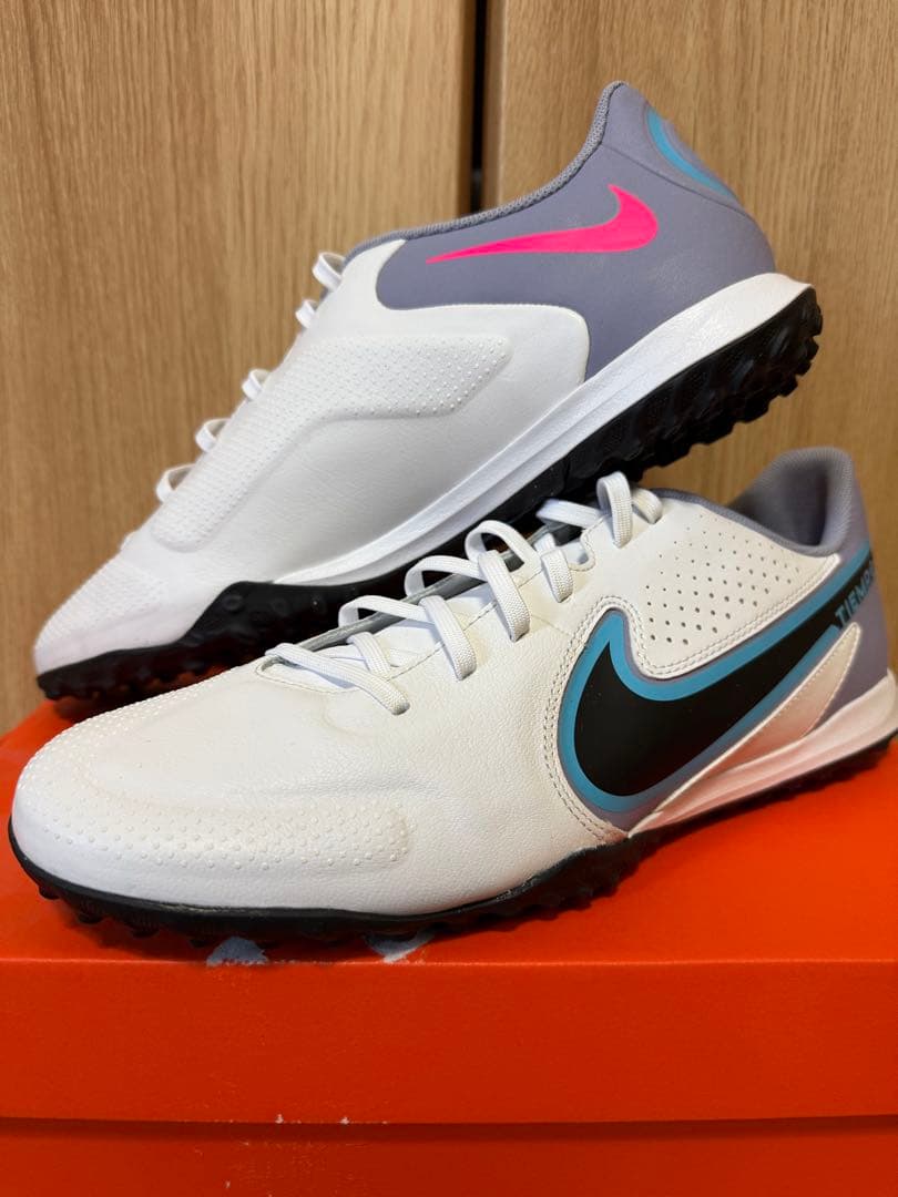 【ぶったん】ナイキLEGEND 9 ACADEMY TFフットサルサッカー