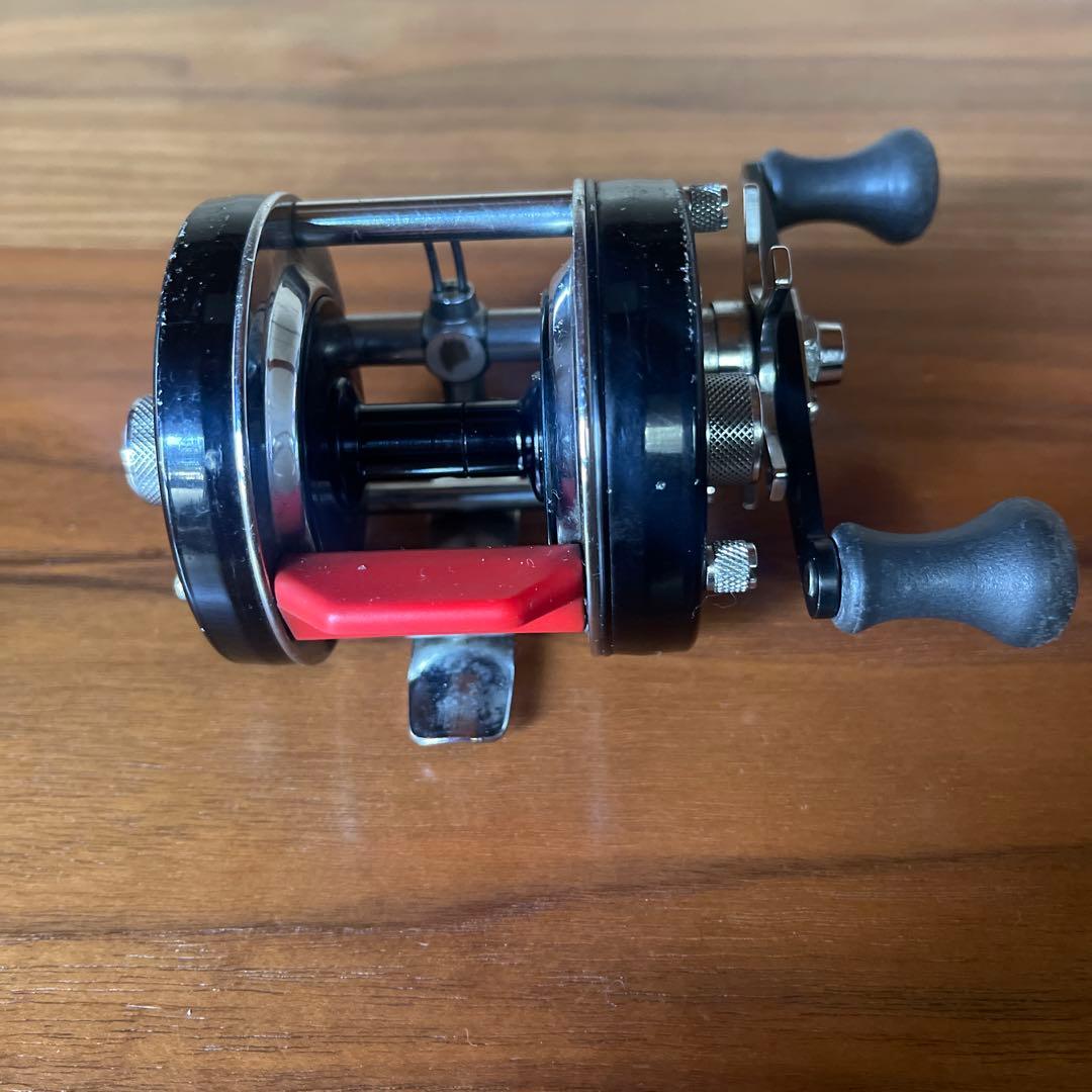 ABU 赤ベロ　アンバサダー5600C