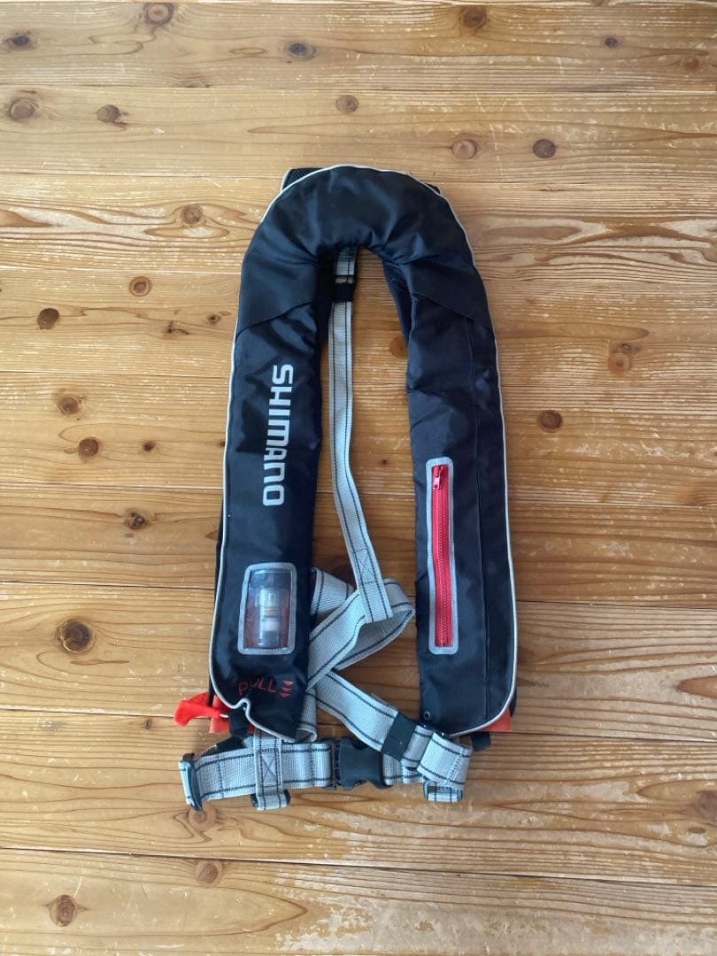 釣*吉様 SHIMANO 自動膨張式ライフジャケット