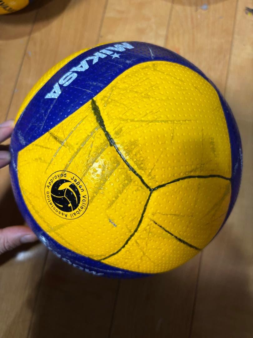 サ*リ様 バレーボール5号球　6球セット売り