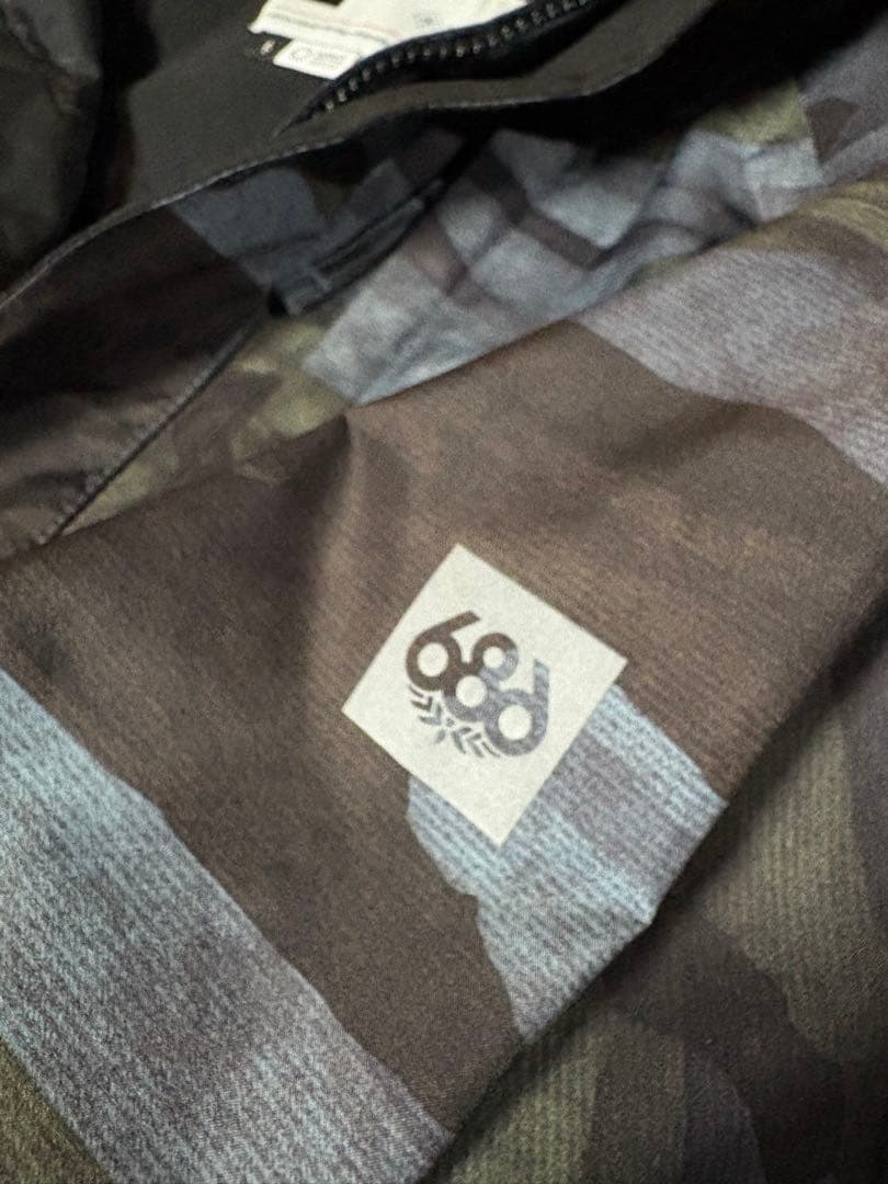 686スノーボードウェア　GORE-TEX Lサイズ
