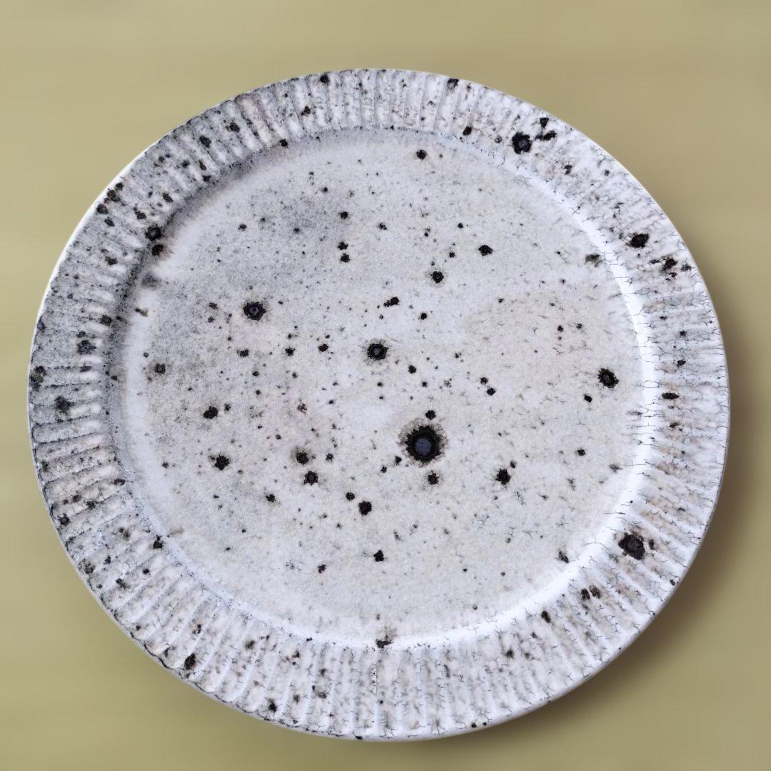 余宮隆　しのぎリム皿　7寸 2枚セット