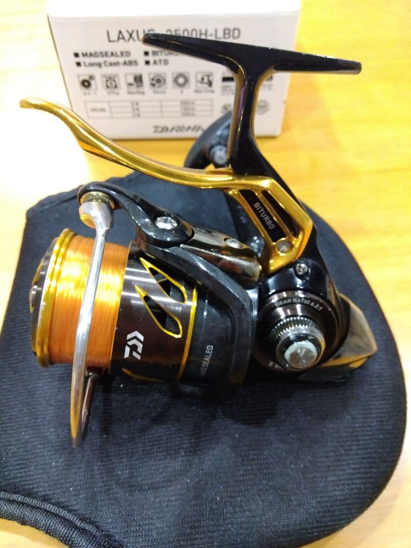 ダイワ　19ラグザス 2500LBD　LAXUS レバーブレーキリール