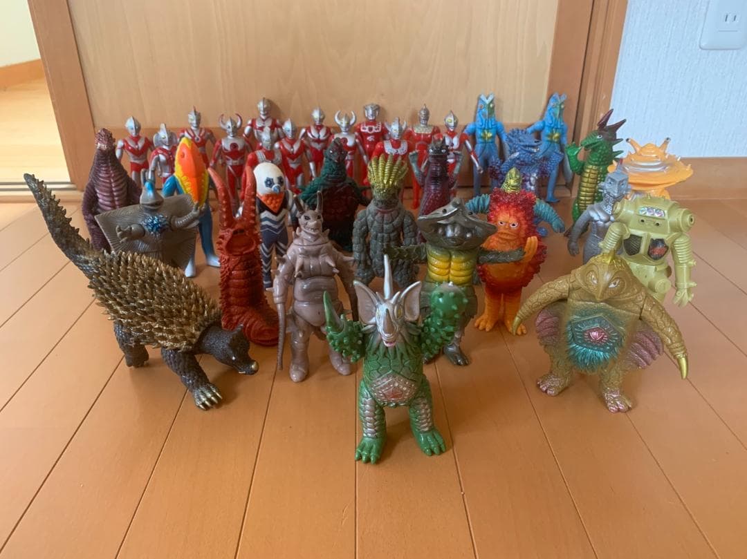 【まとめ売り】ウルトラマンと怪獣のソフビ（合計36体）