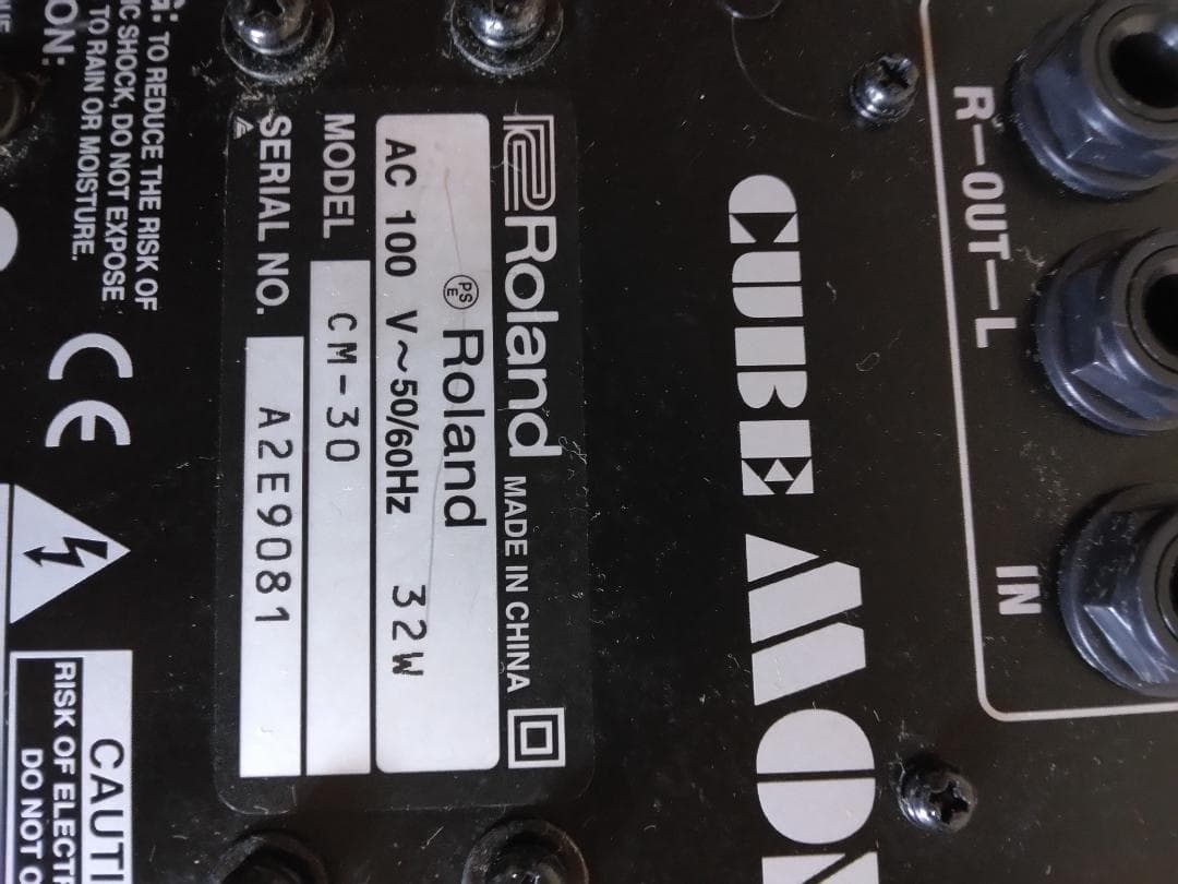 Roland CUBE CM-30 モニター