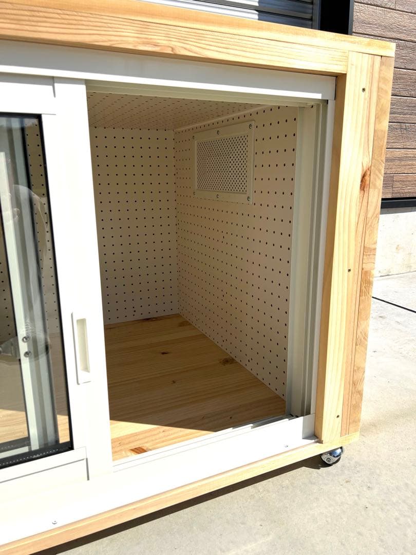 即発送　完成品　新品未使用品　犬小屋　わんちゃん　キャットハウス　ねこ　猫