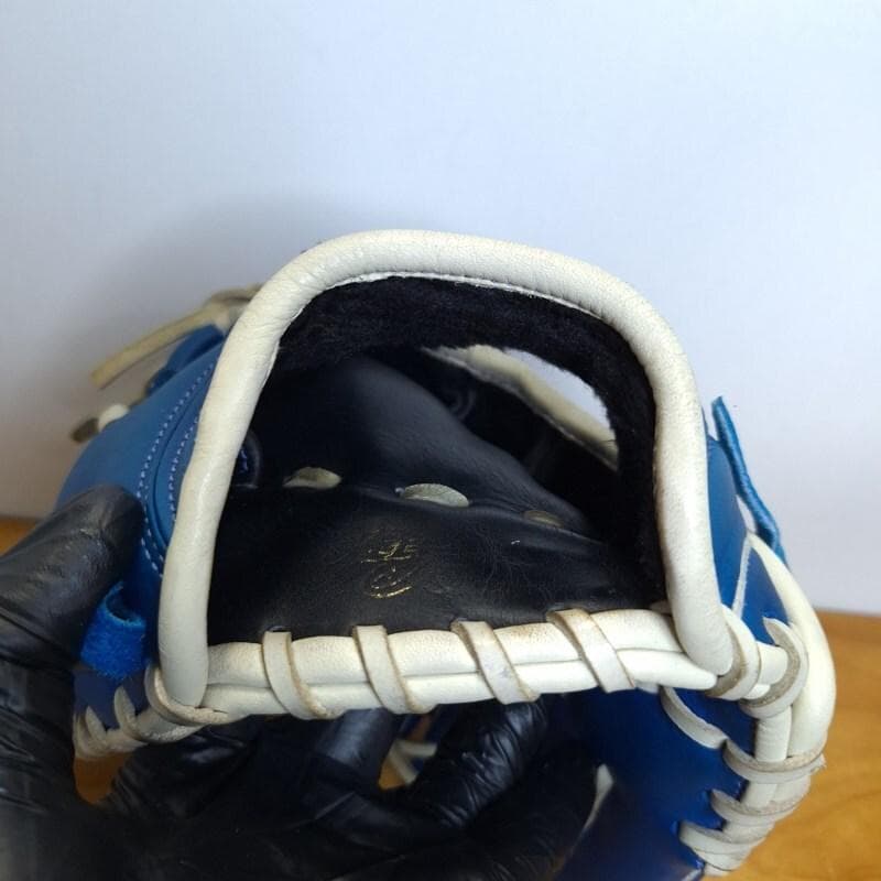 ミズノ サテライトラック 限定モデル 小型設計 左投げ用 軟式グローブ