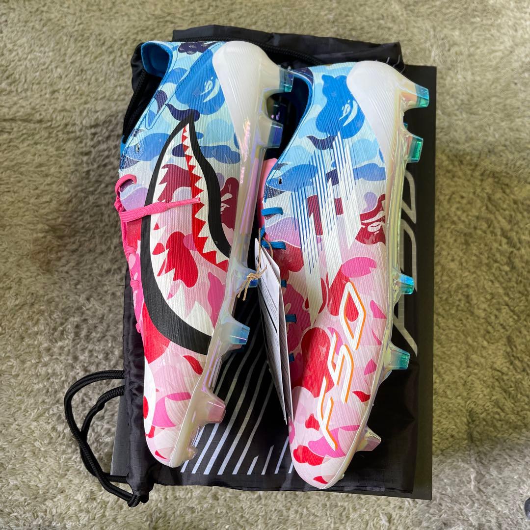 BAPE×アディダスF50 サッカースパイク26ピンク/ブルー