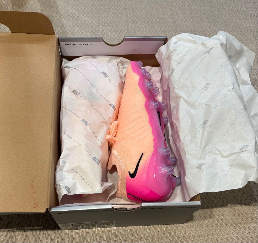 ナイキ ファントム GX 2 エリート　人工芝用 ローカット サッカースパイク