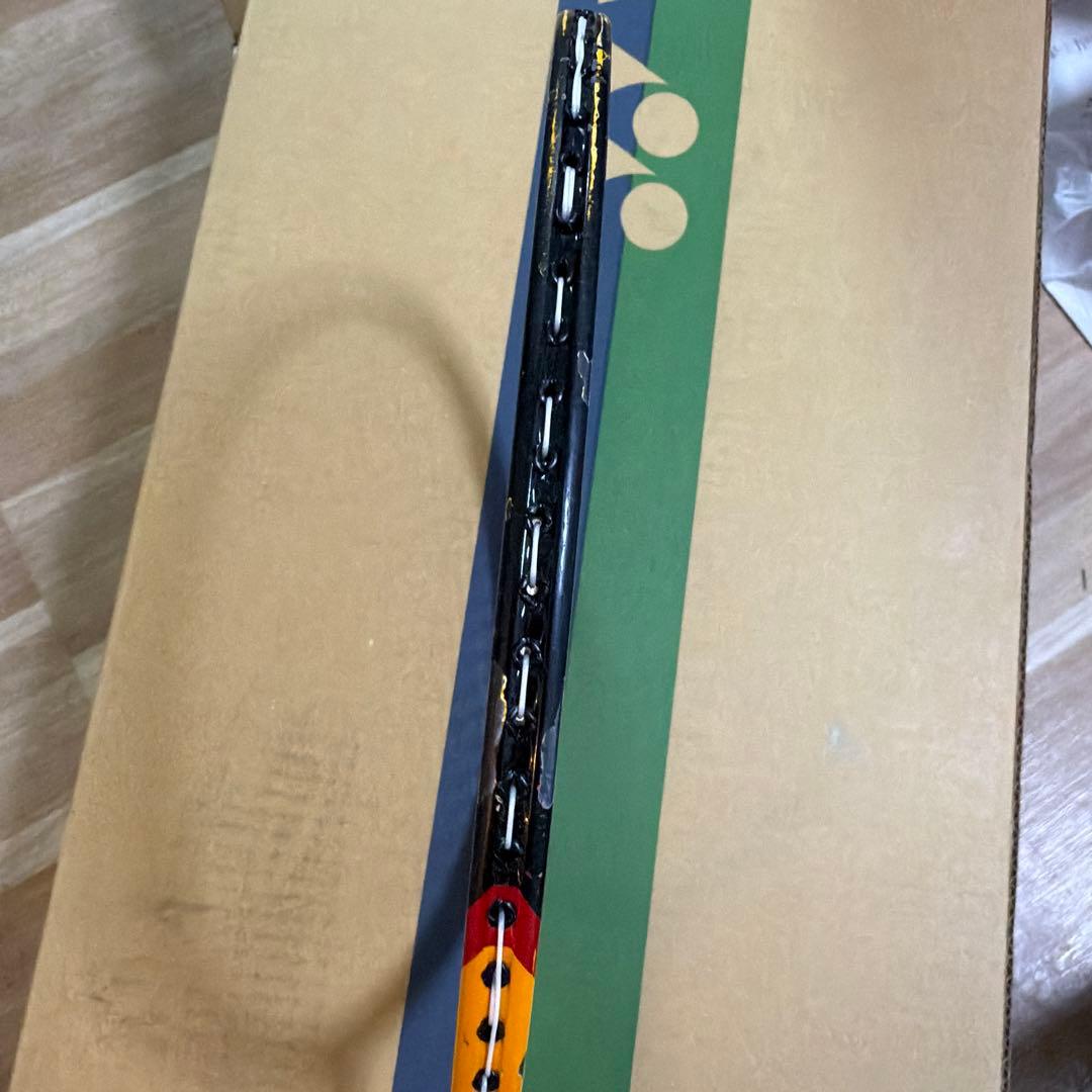 YONEX Muscle Power 30 バドミントンラケット