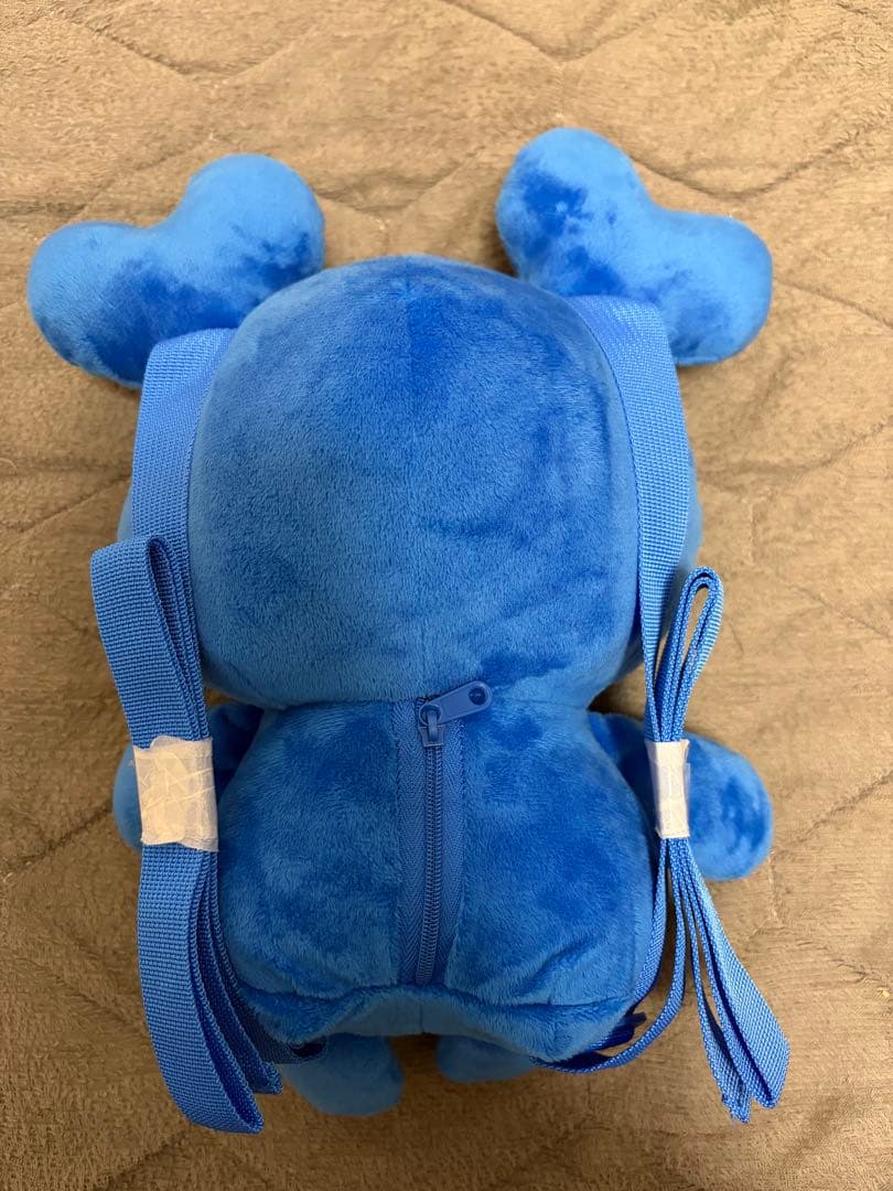 TWICE LOVELYS×GiGO　ぬいぐるみリュック青　ツウィ