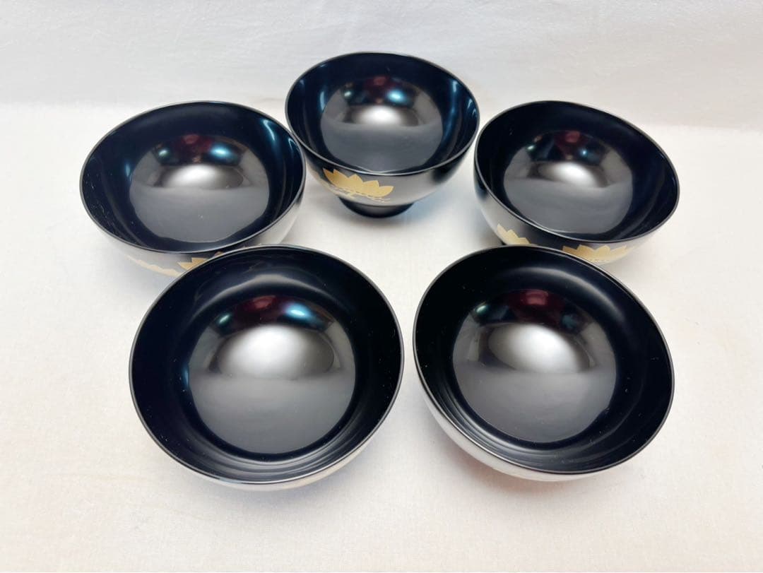未使用 懐石道具 木製黒真塗り 本堅地 松蒔絵 吸物椀 5客揃え 和食器 共箱