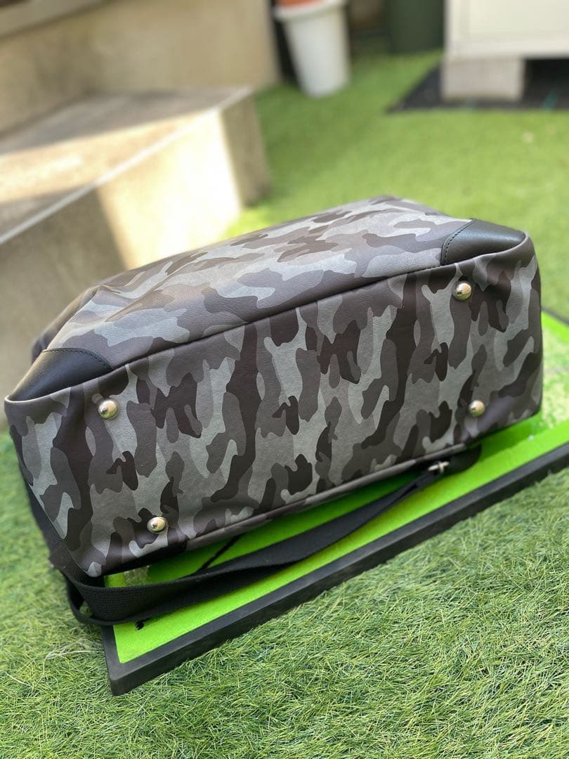 バーニーズニューヨーク　2wayボストンバッグ カモフラージュ(迷彩)