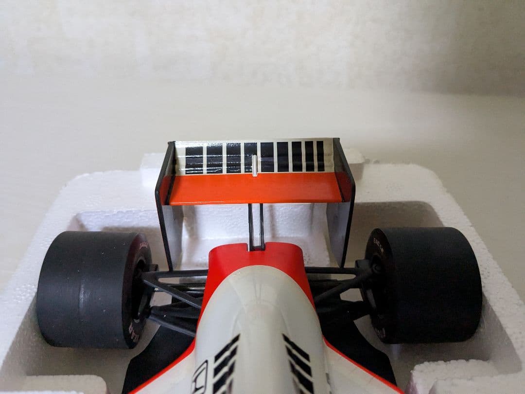 F1 アイルトン・セナ 1/18 マクラーレン MP4/5 1989年