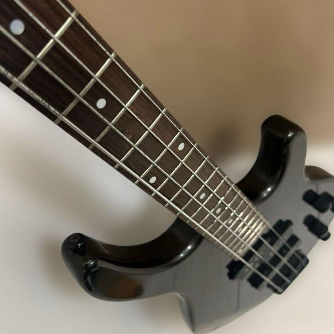 【美品】カッティングバード エレキベース ブラックCHATTING BIRD