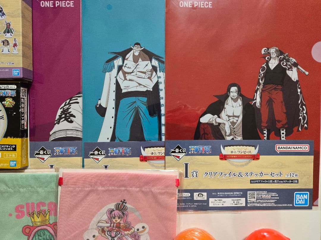ONE PIECE ワンピース まとめ売り　約125個 アニメグッズ