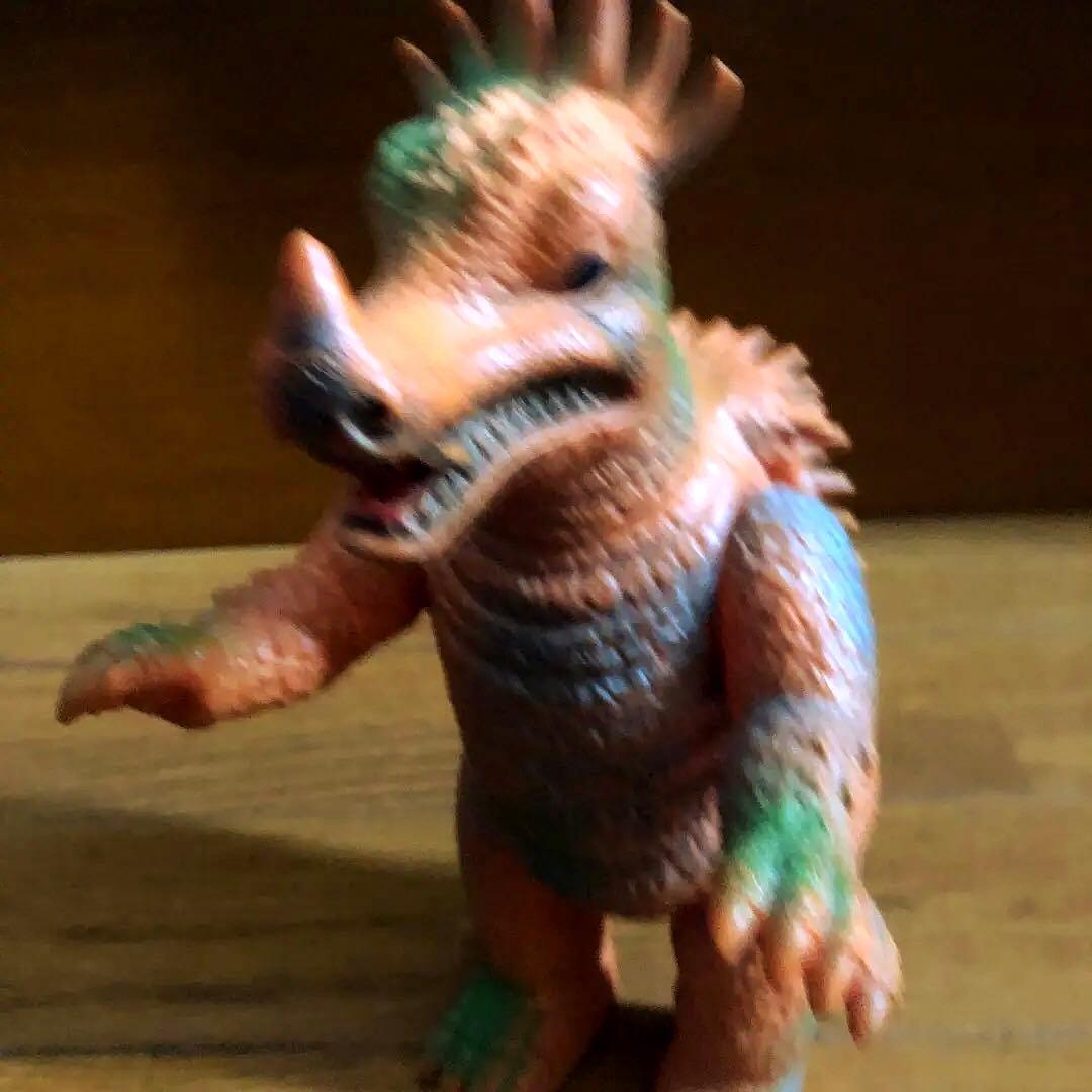 Anguirus, the monster \"kaiju\" アンギラス　ソフビ