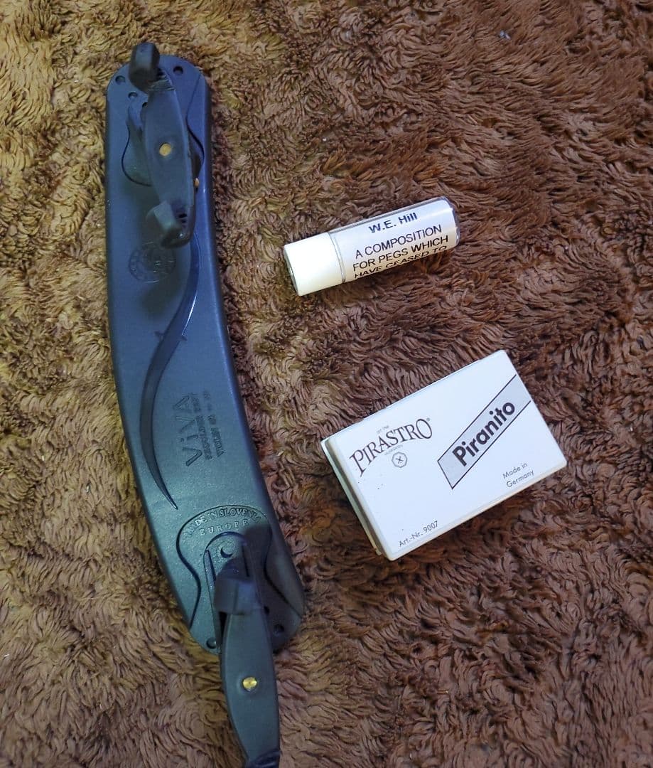 ​チェコ製 ARS 024A 4/4 バイオリン フランス製弓　GEWAケース