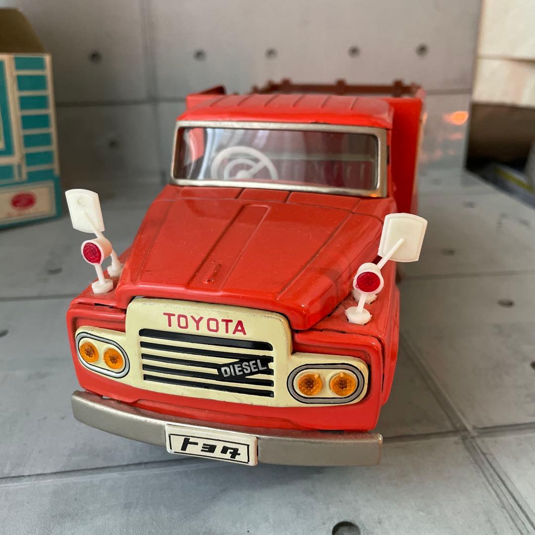野村トーイ日本製トヨタブリキトラック。フリクション。新品未使用品。