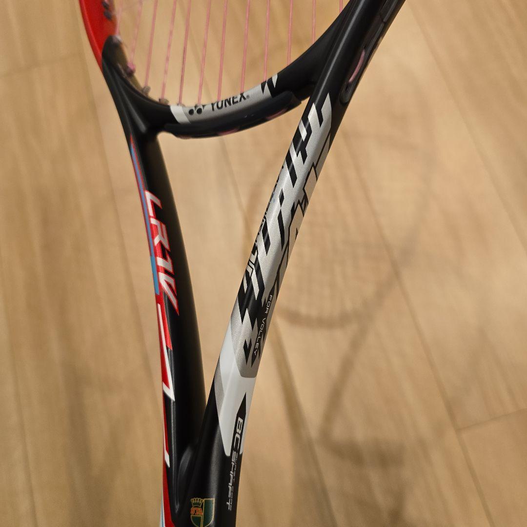 YONEX レーザーラッシュ1V