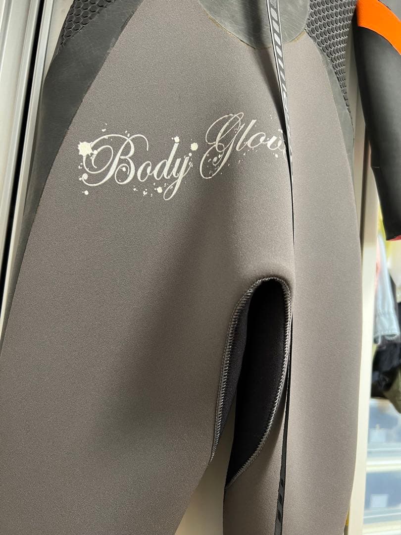 ボディーグローブ　ウェットスーツ　※未使用