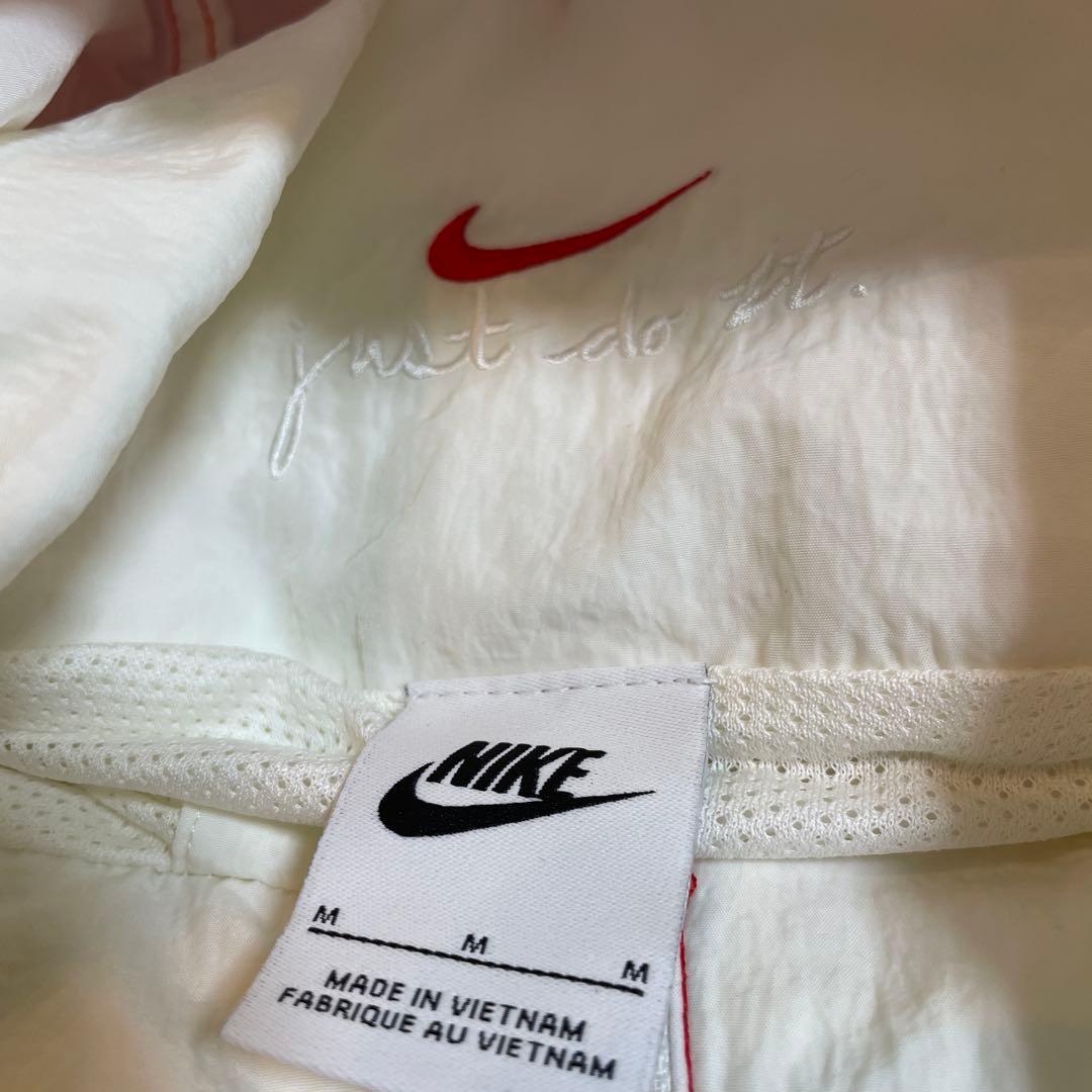 ナイキ　NIKE ランニングウィンドブレーカー Nissy 西島隆弘