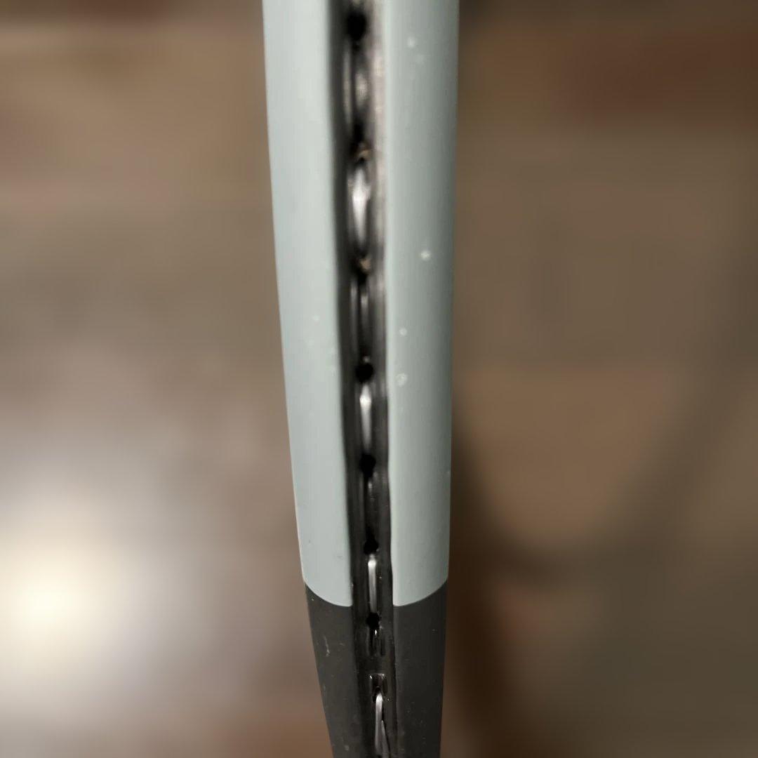 硬式テニス ラケット　ウィルソン　ブレード　100 V7.0 G2 16×19