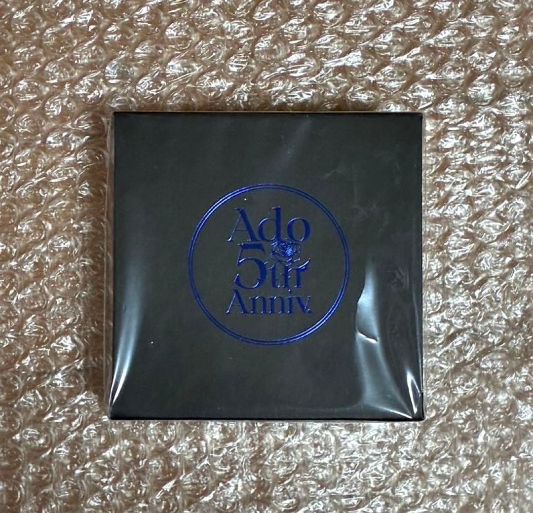 Ado 5th Anniversary ポップアップストア イヤカフ