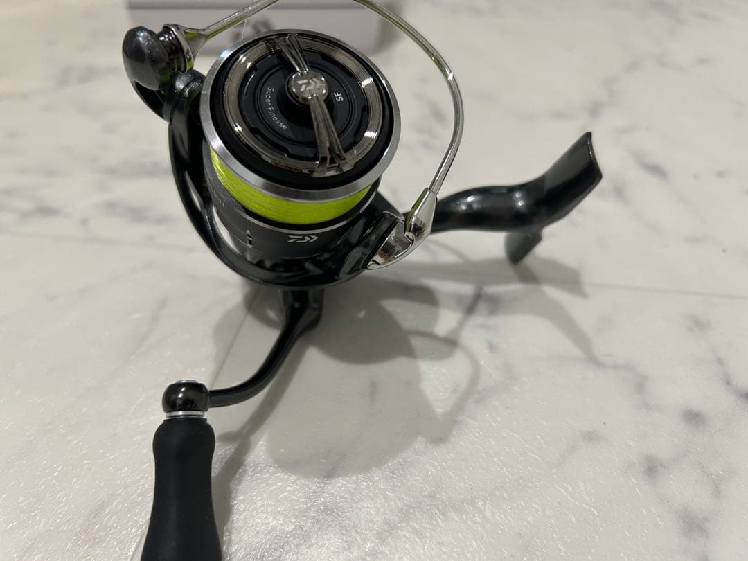 DAIWA 24ルビアス(LUVIAS)STSF2000SS-H
