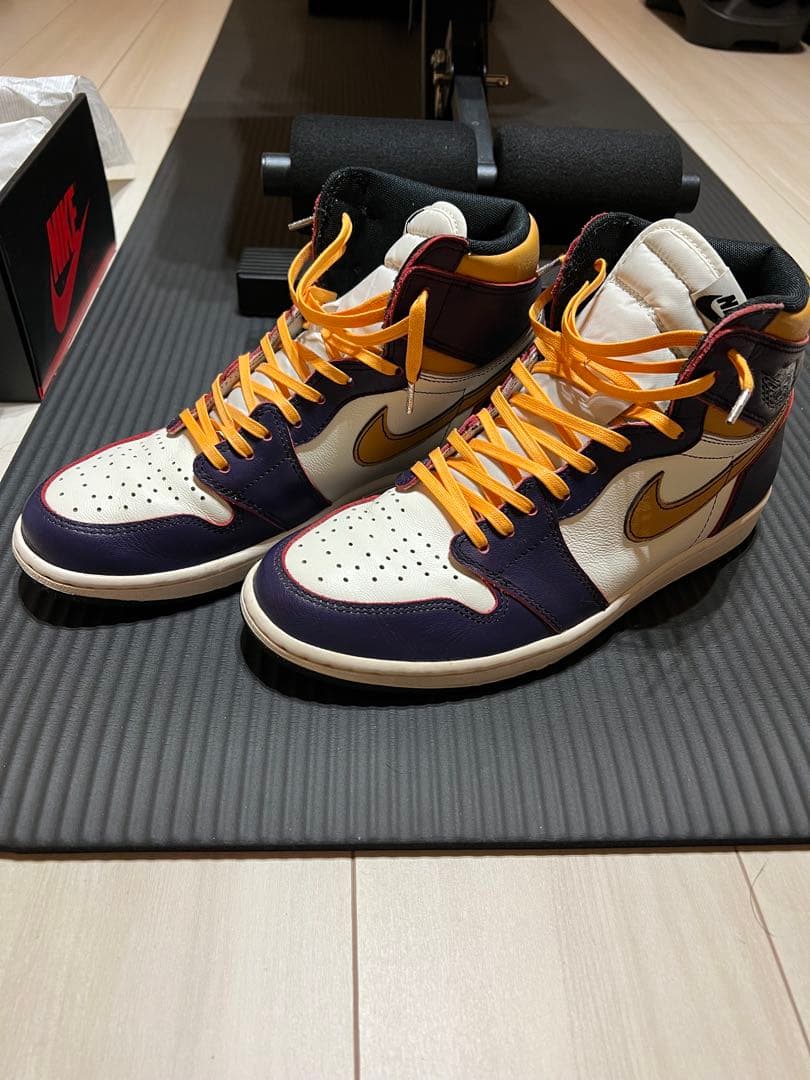 Nike SB × Air Jordan 1 “LA to Chicago”