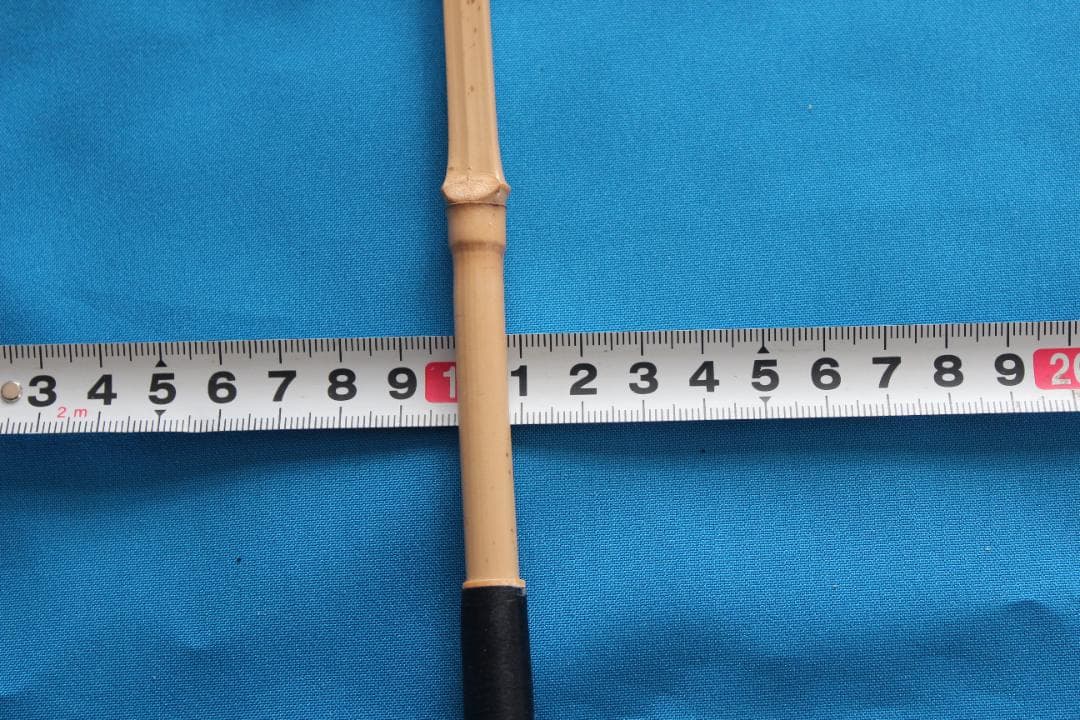 ＲNO83　タナゴ和竿　3本繋ぎ、2本繋ぎでも使える布袋竹　半製品　色塗りだけ